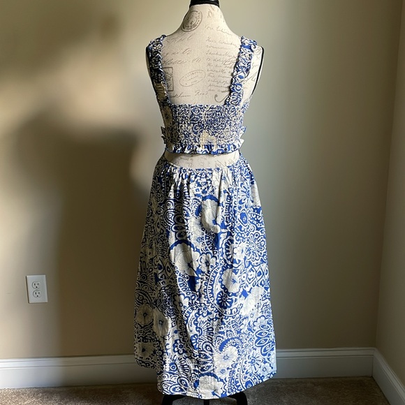 Floral Open Back Midi Dress - Picture 4 of 10